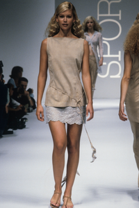 sportmax-ss-1996-1.thumb.png.b085aed6d4ecadbce2176a36d43a042c.png