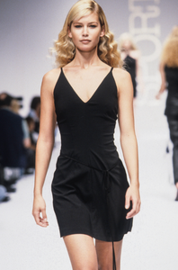 sportmax-ss-1996-7.thumb.png.45c068900f93136e621fea976c044426.png