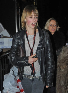 starsightings_2015-11-19_Edie-Campbell_London-United-Kingdom_The-Groucho-Club.thumb.jpg.1d75dc4e905466b8797a86ed44f87b6b.jpg