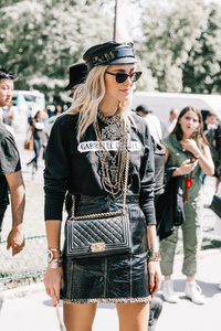 street_style_alta_costura_paris_julio_2017_chanel_armani_385538164_1200x1800.jpg