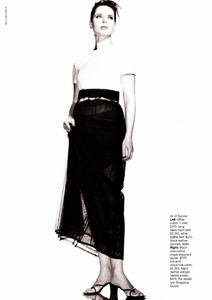 us_elle_feb_1996_4.thumb.jpg.76aed18e9da32a5597fff0fb7d5434d7.jpg