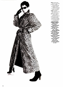 us_elle_sept_1995_16.thumb.jpg.dc53a806a0ba6c8ec18c4b16f5923728.jpg