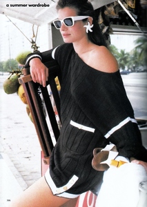 us_vogue_may_1989_15.thumb.jpg.972c430b9b738bf0c0ee4e2959bbdf16.jpg