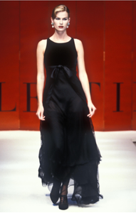 valentino-hc-aw-1993-8.thumb.png.c4af9e854cad966a4d84bda1a042fd1d.png