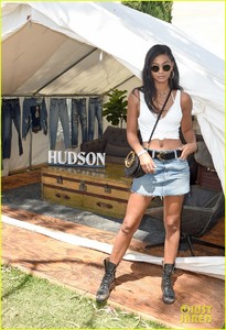 vanessa-hudgens-jaime-king-hudson-jeans-fyf-fest-18.jpg