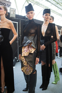 vauthier-hc-bks-m-rf17-0504.jpg