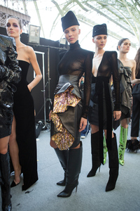 vauthier-hc-bks-m-rf17-0507.jpg