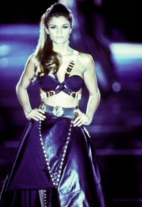 versace-fw-1992-3.thumb.png.4230ec24f8c978c7121c56b3e018addb.png