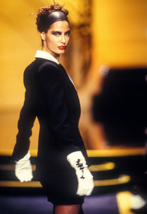 versace-hc-fw-1997-1.thumb.png.62676dc82a388d78c148b9a30ad23e8a.png