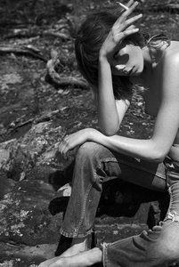 visualizingfashion_industrie-issue-9-2016-edie-campbell-by-lachlan-bailey-01.thumb.jpg.74f18b1e7bf5a29cc5af34929fd21641.jpg