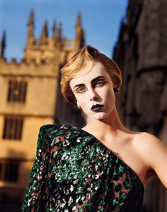 visualizingfashion_vogue-paris-february-2017-edie-campbell-by-alasdair-mclellan-03.jpg