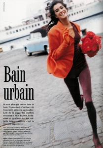 vogue_paris_feb_1990_32.thumb.jpg.c5494de72fcdd179833b714bd2fd779a.jpg