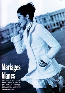 vogue_paris_march_1990_32.thumb.jpg.c6c80e7ceca34031446db7fc4626104f.jpg