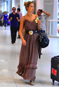 yasmin-brunet-620x907.png