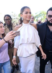 zendaya-ralph-and-russo-fashion-show-in-paris-france-07-03-2017-3.jpg