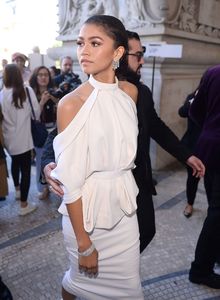zendaya-ralph-and-russo-fashion-show-in-paris-france-07-03-2017-7.jpg