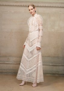 04-givenchy-couture-spring-2017.jpg