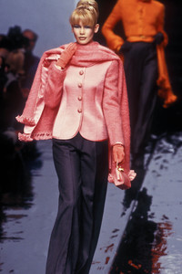 0_christian-dior-fw-1995-1_html.thumb.JPEG.27cb63b72f376775917c995e9fc53023.JPEG