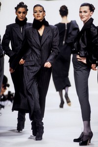 0_jin-abe-fw-1992-1_html.thumb.JPEG.c1a6059b0273bfa5cf0bd8a6305a5e80.JPEG