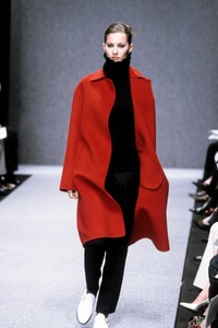 0_michael-kors-fw-1998-1_html.thumb.JPEG.3daff0bf3d8d0fe63b28789aa38c8c8f.JPEG