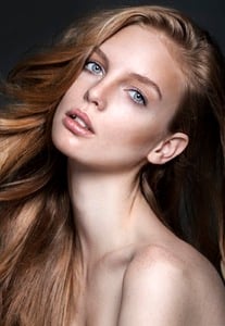 1105full-clara-settje.thumb.jpg.d92b7948aa2671bcd99277dc055541b4.jpg