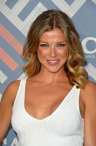 12866_AP10_122_259lo.jpg