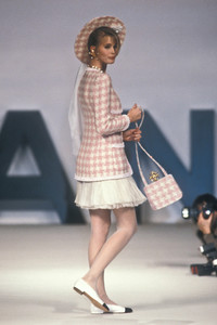 16_chanel-hc-ss-1990-17_html.thumb.JPEG.257e0a131dfcb2399b8d4f87ec7c9500.JPEG