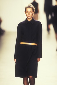 1_calvin-klein-fw-1999-2_html.thumb.JPEG.5364c6ed6af754de7d22fb8fe86432ab.JPEG