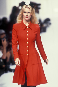 1_chanel-hc-fw-1994-2_html.thumb.JPEG.c529e8eb11fc522bcb60bab9973510c5.JPEG