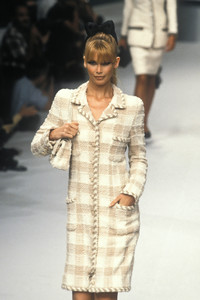 1_chanel-hc-fw-1995-2_html.thumb.JPEG.d12920a961d8f9e63dd515f21de4b4bd.JPEG