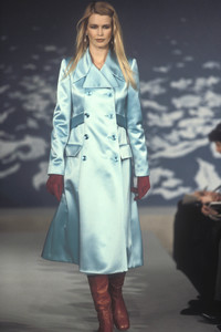 1_chloe-fw-1996-1_html.thumb.JPEG.c10a2aa23793ad167c547d8076a354e4.JPEG