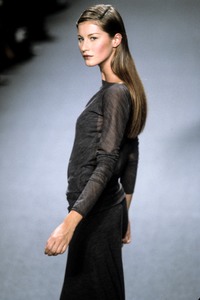 1_halston-fw-1998-2_html.thumb.JPEG.e99bd75f610936dc0e20a71e58b9e455.JPEG