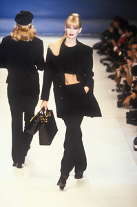 2_christian-dior-ss-1996-3_html.thumb.JPEG.ae11eafbe820c1da78526aea0648e282.JPEG