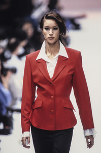 2_sportmax-fw-1992-3_html.thumb.JPEG.20bfe3e2e9955af2981fb3d5300e0272.JPEG