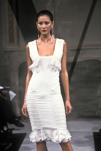 2_valentino-hc-ss-1998-3_html.thumb.JPEG.dab877d6ae8b95e66704c20243dfc7fe.JPEG