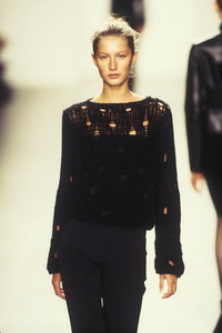 3_calvin-klein-fw-1999-4_html.thumb.JPEG.e57e2a767323d2e29792ee683a550cb4.JPEG