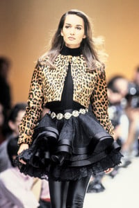 3_genny-fw-1992-4_html.thumb.JPEG.226a2f63875136d485b53eb7c2c8c7c2.JPEG