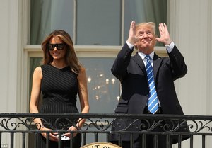 43715F8900000578-4810532-There_goes_the_sun_President_Trump_had_an_eclipse_viewing_party_-a-43_1503346093310.jpg