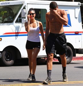 439E7F0100000578-4828254-Sunday_stroll_Kourtney_Kardashian_was_joined_out_in_Los_Angeles_-m-3_1503872141480.jpg