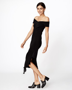 45_cc10147_bk_dress_1216_forweb_5.jpg