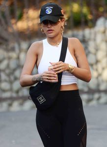 48437813_rita-ora-22.jpg