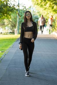 48709294_victoria-justice-07.jpg