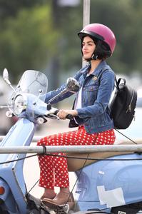 48919519_lucy-hale-18.jpg