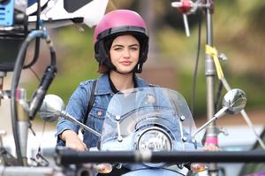 48919577_lucy-hale-30.jpg