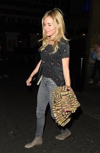 48919782_sienna-miller-02.jpg