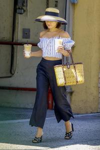 49076753_vanessa-hudgens-19.jpg