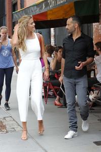 49667821_nina-agdal-06.jpg