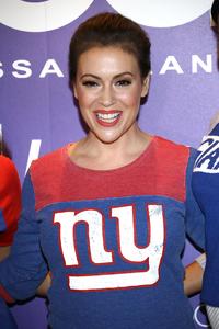 49781348_alyssa-milano-26.jpg