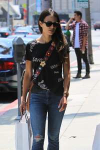 49814059_jordana-brewster-013.jpg