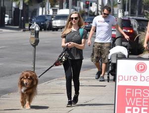 49864689_amanda-seyfried-05.jpg